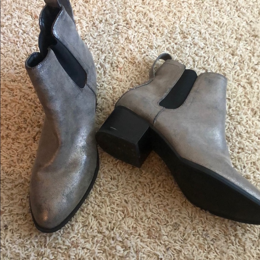 Metallic Booties - Picture 3 of 5